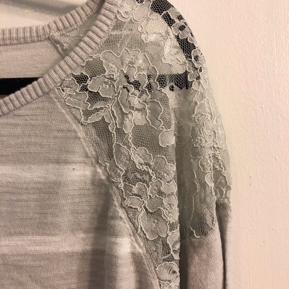 Loft Sweater - Picture 3 of 4